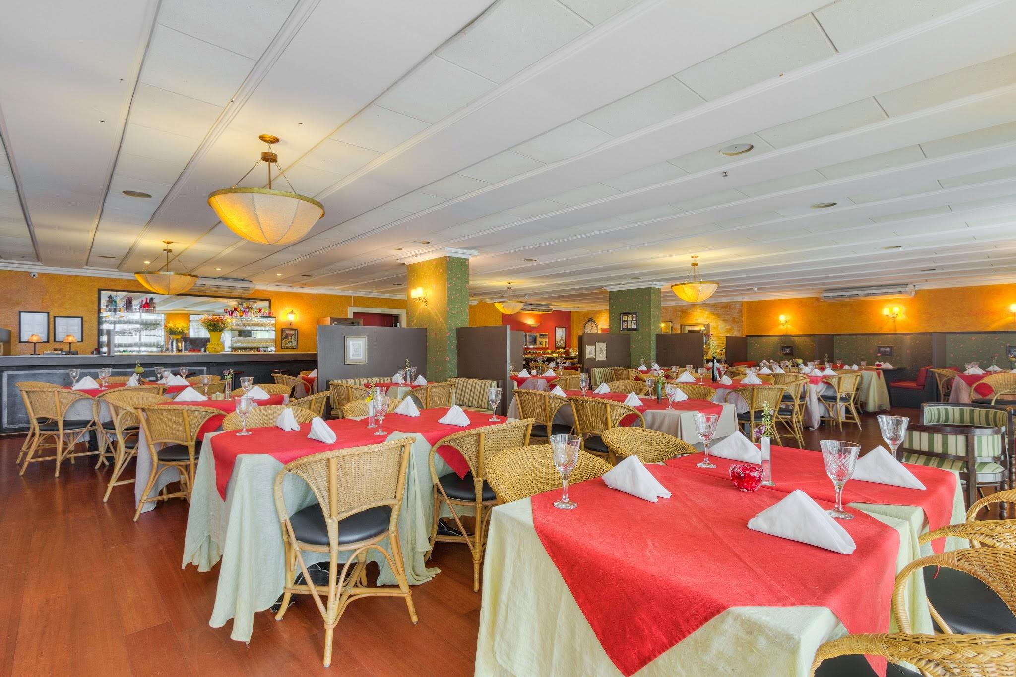 Tulip Inn Fortaleza Restoran foto